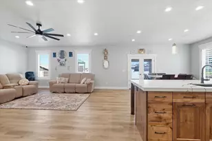 365 E 250 N, Richmond, UT 84333 - Photo 5