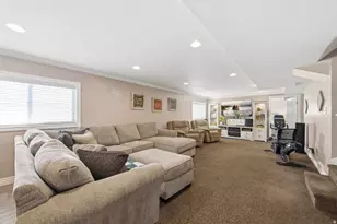 1055 S 1000 W, Clearfield, UT 84015 - Photo 29