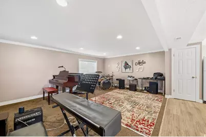1055 S 1000 W, Clearfield, UT 84015 - Photo 35