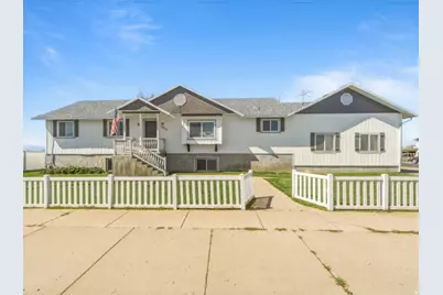 1055 S 1000 W, Clearfield, UT 84015 - Photo 1