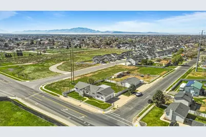 1055 S 1000 W, Clearfield, UT 84015 - Photo 57