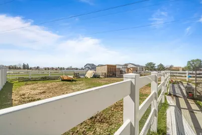 1055 S 1000 W, Clearfield, UT 84015 - Photo 59