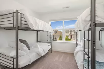 332 E 210 N, Vineyard, UT 84059 - Photo 11