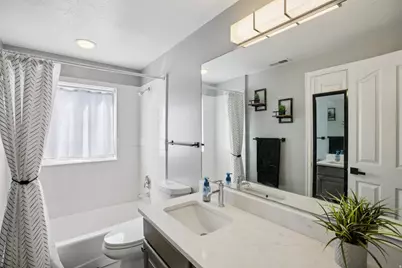 1960 N 2150 E, Layton, UT 84040 - Photo 41