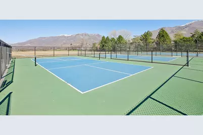 1960 N 2150 E, Layton, UT 84040 - Photo 85