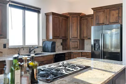 5055 N Waterfall Dr W, Pleasant View, UT 84414 - Photo 21