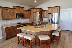 2286 W 2000 N, Clinton, UT 84015 - Photo 3