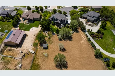 15319 S Indian Paint Cir, Bluffdale, UT 84065 - Photo 13