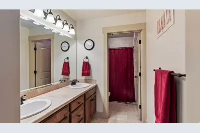 178 E Belle Glenn Cir S, Sandy, UT 84070 - Photo 17