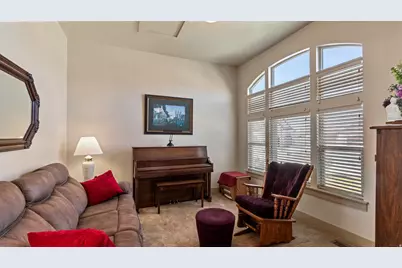 178 E Belle Glenn Cir S, Sandy, UT 84070 - Photo 9