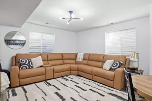 1131 E Lamplighter Dr, River Heights, UT 84321 - Photo 31