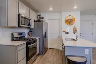 658 W 1920 S, Provo, UT 84601 - Photo 9