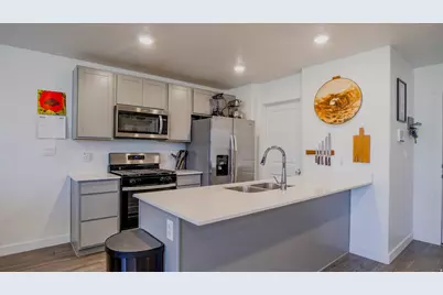 658 W 1920 S #1059, Provo, UT 84601 - Photo 7