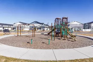 658 W 1920 S, Provo, UT 84601 - Photo 3