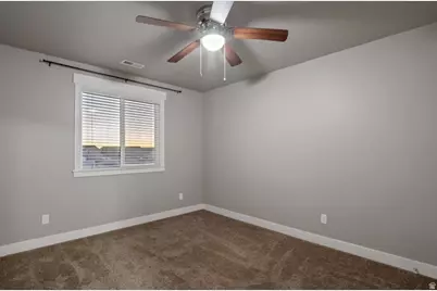 237 W 1950 N, Harrisville, UT 84414 - Photo 9