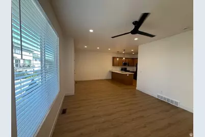 4004 N Aspen Way N, Lehi, UT 84048 - Photo 5