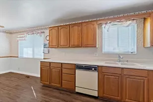 2495 W 2550 S, West Haven, UT 84401 - Photo 9