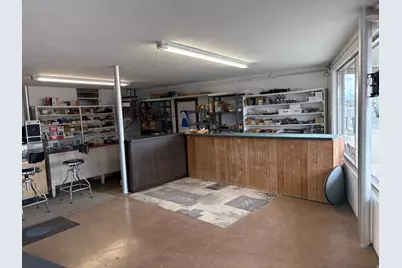 754 N State St, Orem, UT 84057 - Photo 3