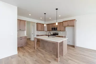 941 N 4020 W #466, Lehi, UT 84048 - Photo 7