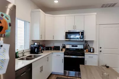 1195 W 1870 S, Logan, UT 84321 - Photo 3