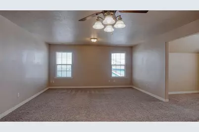 1377 S 1650 E, Provo, UT 84606 - Photo 33