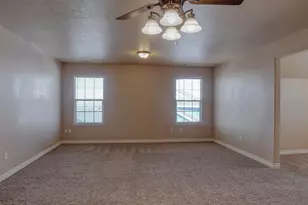 1377 S 1650 E, Provo, UT 84606 - Photo 33