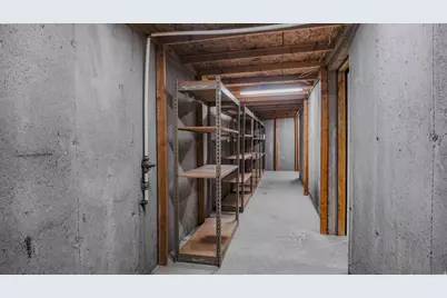 1377 S 1650 E, Provo, UT 84606 - Photo 53