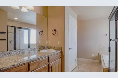 1377 S 1650 E, Provo, UT 84606 - Photo 39