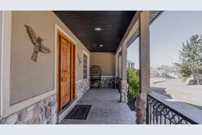 1377 S 1650 E, Provo, UT 84606 - Photo 7