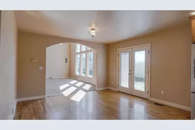 1377 S 1650 E, Provo, UT 84606 - Photo 21