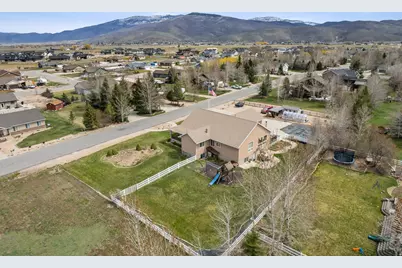 875 W Oak Ln, Francis, UT 84036 - Photo 47