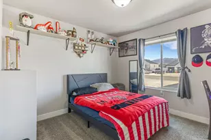 573 S Maxwell Dr W, Grantsville, UT 84029 - Photo 17