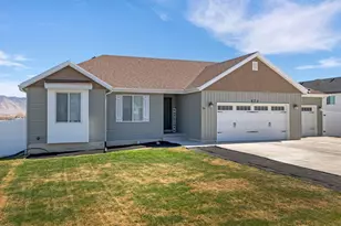 573 S Maxwell Dr W, Grantsville, UT 84029 - Photo 3