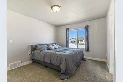 573 S Maxwell Dr W, Grantsville, UT 84029 - Photo 11