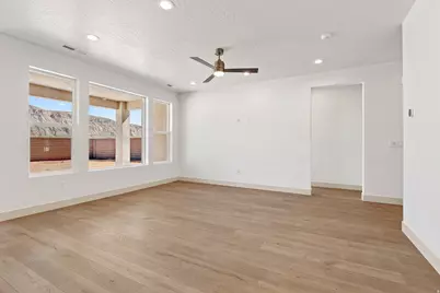 3967 S 2160 W #28, Hurricane, UT 84737 - Photo 13