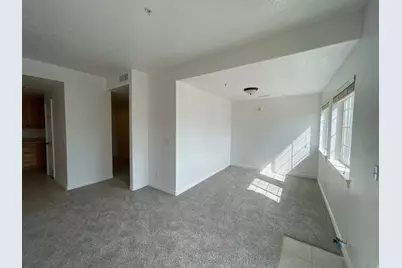 11085 S Grape Arbor Pl E #102, Sandy, UT 84070 - Photo 5