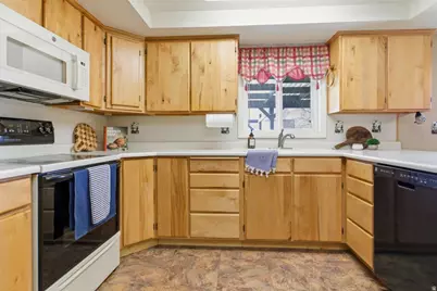 1128 S 1600 E, Preston, ID 83263 - Photo 7