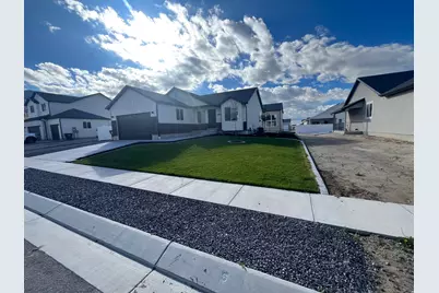 2396 E Boxwood Ln, Eagle Mountain, UT 84005 - Photo 27