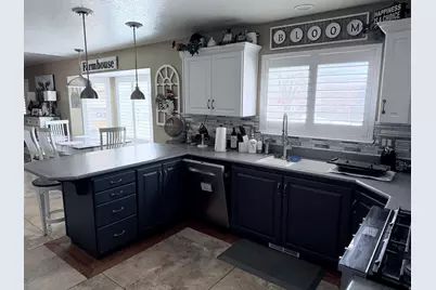 1697 W 2450 N, Vernal, UT 84078 - Photo 15