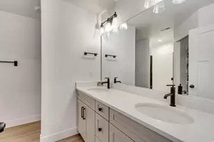 1341 N 3960 W, Lehi, UT 84048 - Photo 17