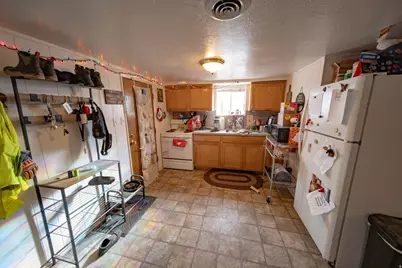 144 S 300 E, Price, UT 84501 - Photo 11
