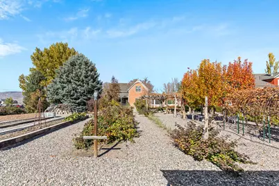 390 N 100 W, Monroe, UT 84754 - Photo 27