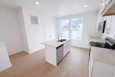 863 S Mathilda Dr, Saratoga Springs, UT 84045 - Photo 7