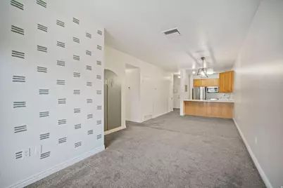 838 E South Temple Dr #303, Salt Lake City, UT 84102 - Photo 5