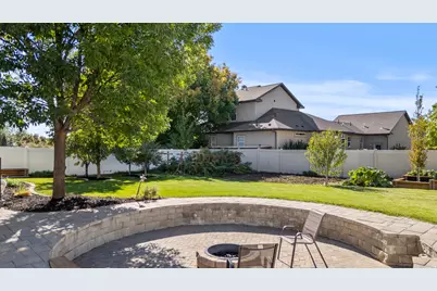 821 S 525 E, River Heights, UT 84321 - Photo 33