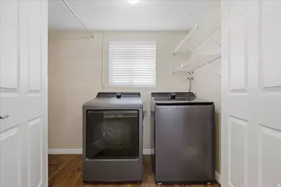 639 E Calnette Dr, Sandy, UT 84070 - Photo 25