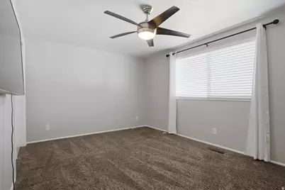 639 E Calnette Dr, Sandy, UT 84070 - Photo 13