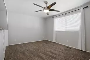 639 E Calnette Dr, Sandy, UT 84070 - Photo 13