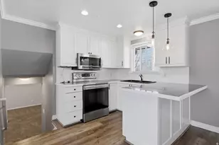 639 E Calnette Dr, Sandy, UT 84070 - Photo 9