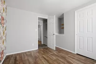 639 E Calnette Dr, Sandy, UT 84070 - Photo 15